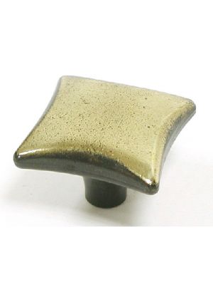 M255 Square knob in Dark Antique Brass