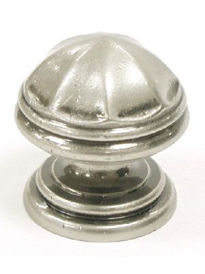 M22 London knob in Antique Pewter